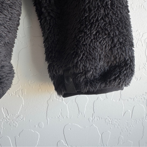 NWT The North Face Charcoal Sherpa Jacket girls large - Picture 6 of 11